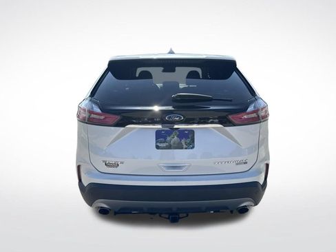 Used 2019 Ford Edge Titanium w/ Cold Weather Package AWD/4WD image 7
