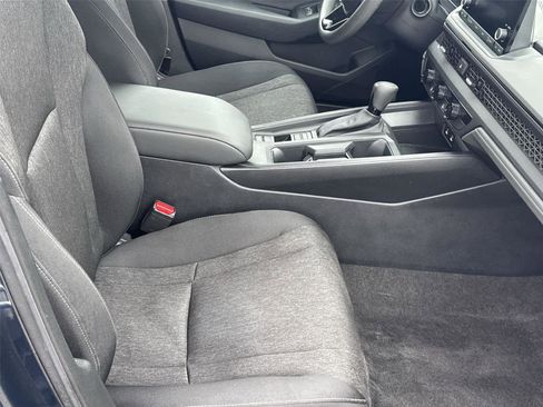 Used 2024 Honda Accord EX image 17