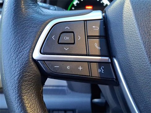 Used 2024 Toyota Sienna XLE image 28