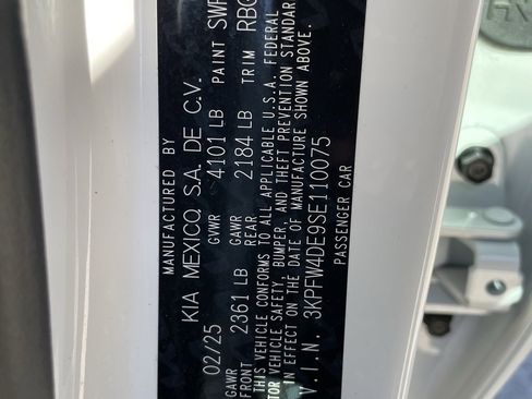 Used 2025 Kia K4 GT-Line image 27