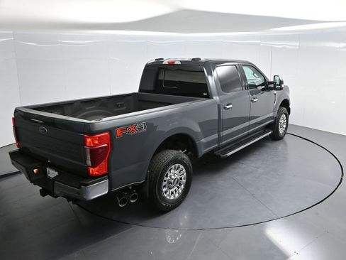 Used 2021 Ford F250 XLT w/ XLT Premium Package AWD/4WD image 47
