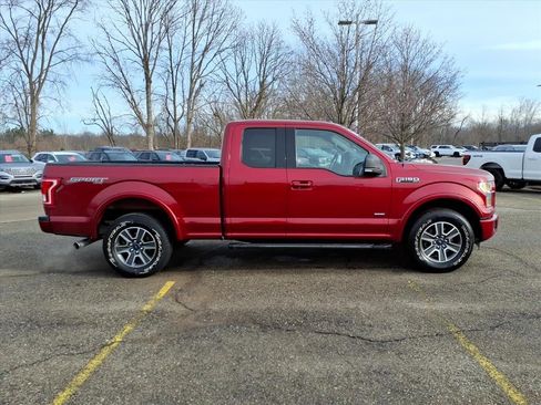 Used 2015 Ford F150 XLT w/ Equipment Group 302A Luxury image 9
