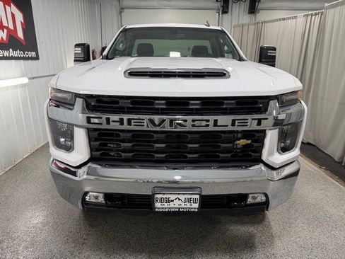 Used 2022 Chevrolet Silverado 2500 LT w/ Convenience Package AWD/4WD image 2