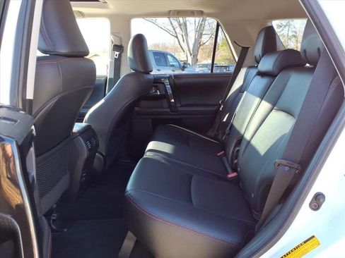 Used 2019 Toyota 4Runner TRD Off-Road Premium image 12