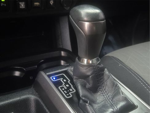 Certified 2021 Toyota Tacoma TRD Sport w/ Technology Package image 26