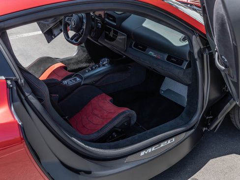Used 2022 Maserati MC20 Coupe RWD image 28