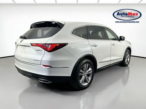 Used 2023 Acura MDX SH-AWD image 2