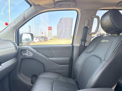 Used 2021 Nissan Frontier PRO-4X w/ Pro-4x Utility Package AWD/4WD image 22
