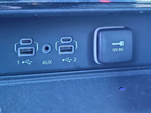 Used 2023 Jeep Grand Cherokee L Laredo image 23