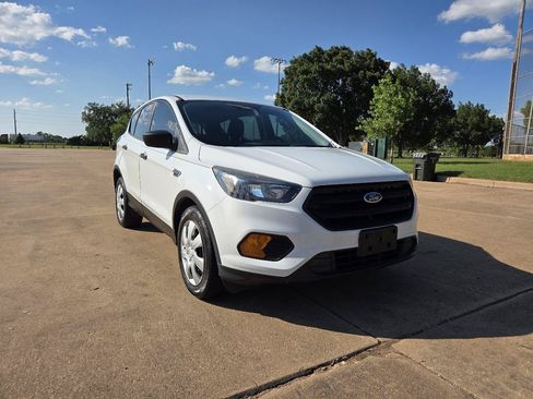 Used 2018 Ford Escape S FWD image 29