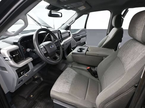 Used 2023 Ford F350 XLT AWD/4WD image 21
