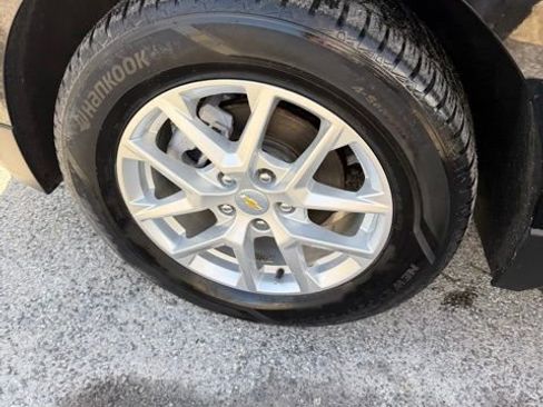 Used 2022 Chevrolet Equinox LS AWD/4WD image 14