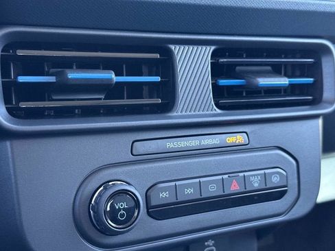 New 2025 Ford Maverick XLT w/ XLT Luxury Package image 20