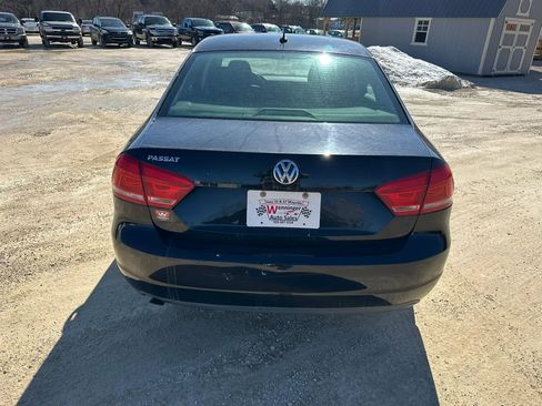 Used 2012 Volkswagen Passat 2.5 S image 7
