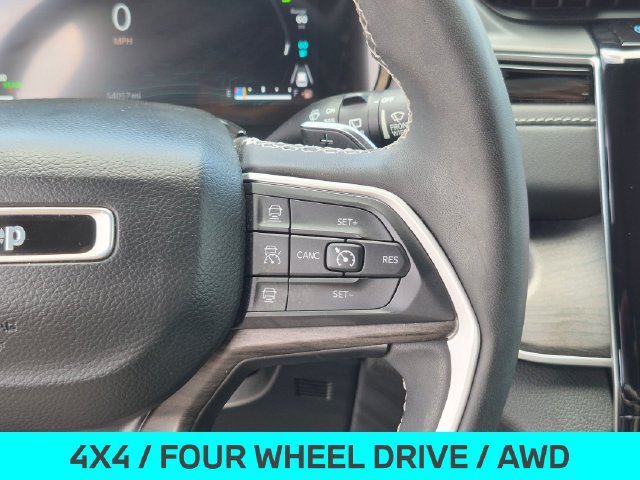 Used 2022 Jeep Grand Cherokee Limited 4xe w/ Luxury Tech Group II AWD/4WD image 21