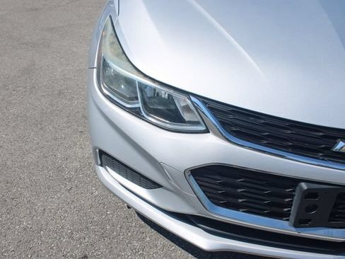 Used 2016 Chevrolet Cruze LS FWD image 36