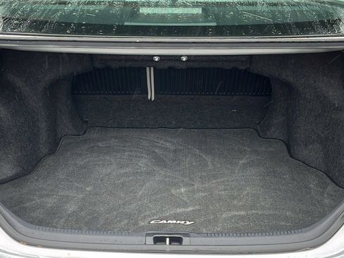 Used 2014 Toyota Camry LE image 22