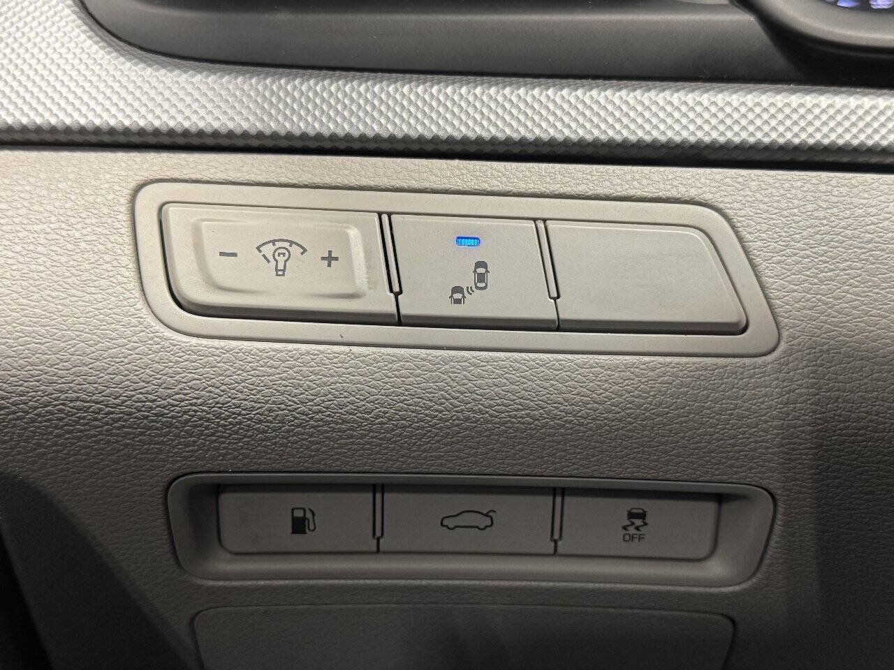 Used 2018 Hyundai Sonata ECO FWD image 24