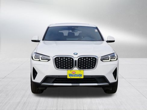 Used 2023 BMW X4 xDrive30i w/ Convenience Package image 2
