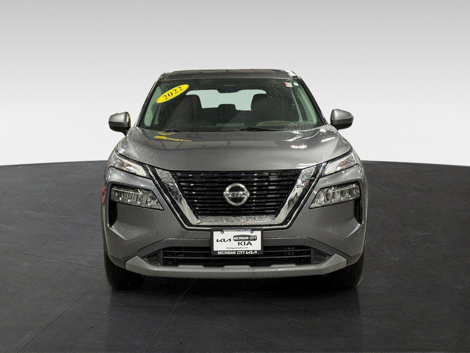 Used 2022 Nissan Rogue SV AWD/4WD image 2