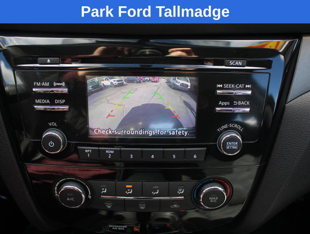 Used 2016 Nissan Rogue S AWD/4WD image 18
