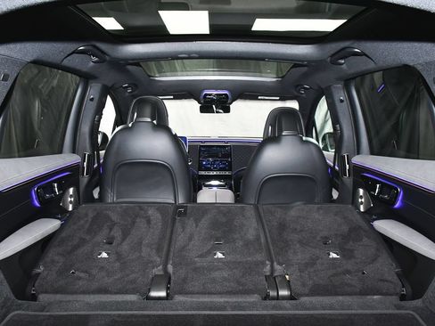 Used 2023 Mercedes-Benz EQS 450+ 4MATIC SUV w/ Pinnacle Trim Package image 75