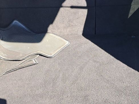 Used 2022 Jeep Grand Cherokee Limited image 29