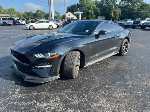 Used 2019 Ford Mustang GT Premium w/ Performance Package - Level 2 RWD image 6