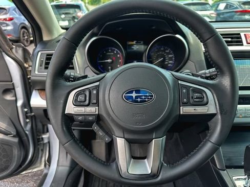 Used 2015 Subaru Outback 2.5i Limited AWD/4WD image 16