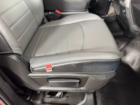Used 2023 RAM 1500 Tradesman w/ Chrome Appearance Group AWD/4WD image 39