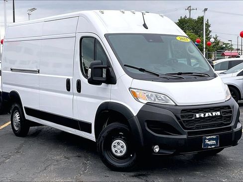 Used 2025 RAM ProMaster 2500 w/ Convenience Group FWD image 34