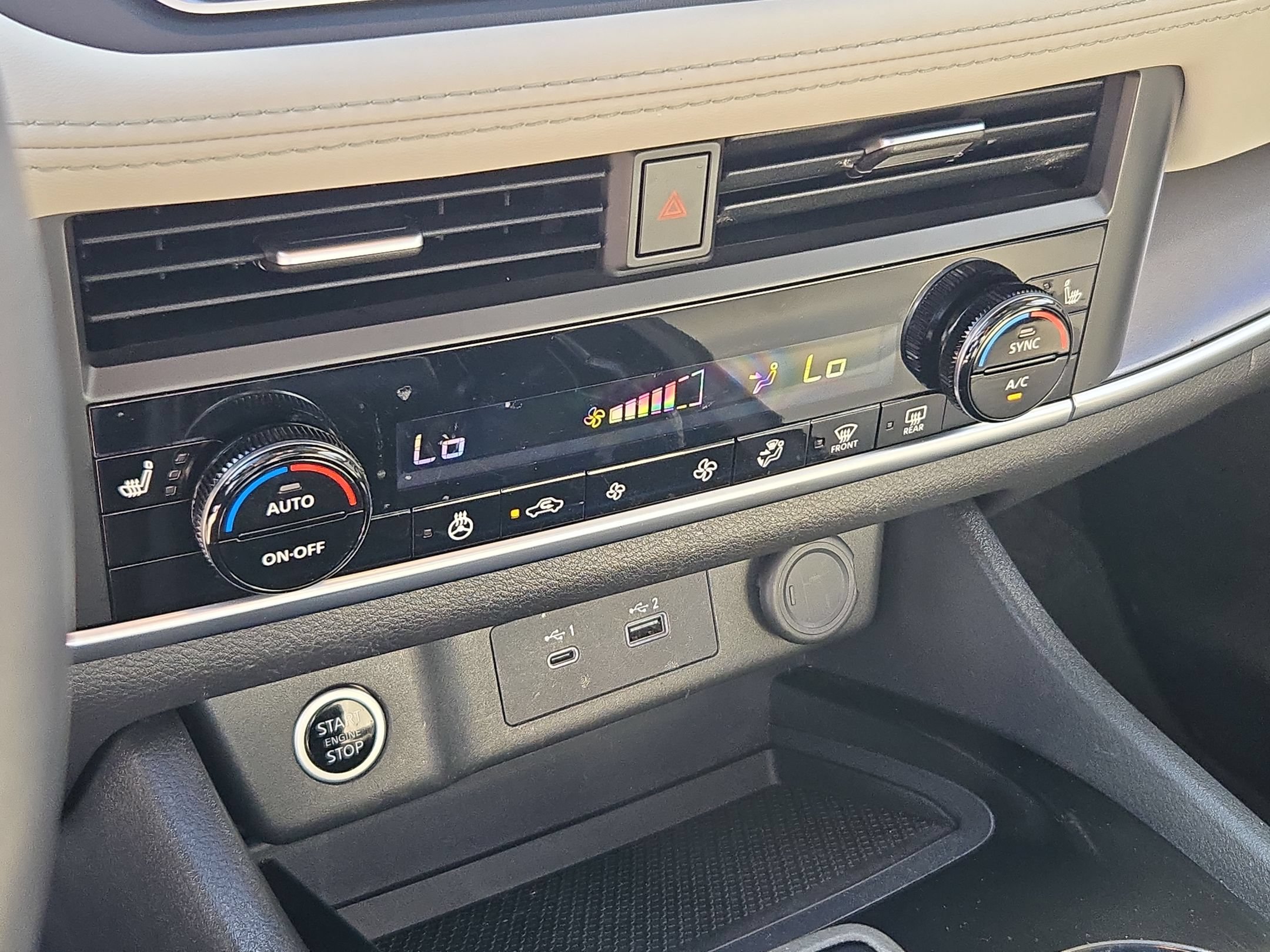 Used 2023 Nissan Rogue SV w/ SV Premium B Package FWD image 19