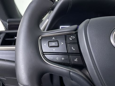 Used 2021 Lexus ES 250 w/ Premium Package image 27