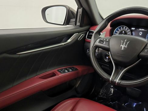 Used 2023 Maserati Ghibli Modena RWD image 22