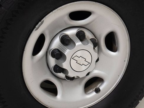 Used 2016 Chevrolet Express 2500 RWD image 60