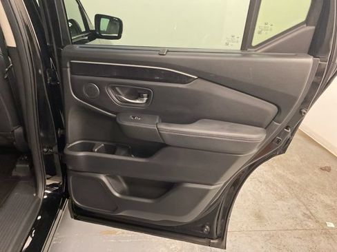 Certified 2024 Honda Pilot Elite image 28