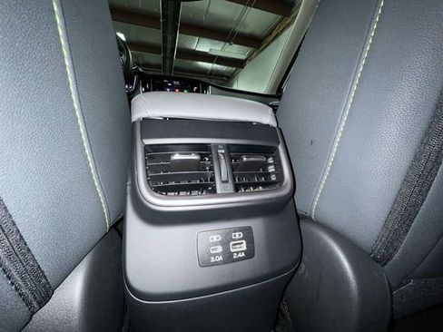 Used 2024 Subaru Outback Onyx Edition image 21