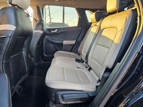 Used 2020 Ford Escape SEL image 5