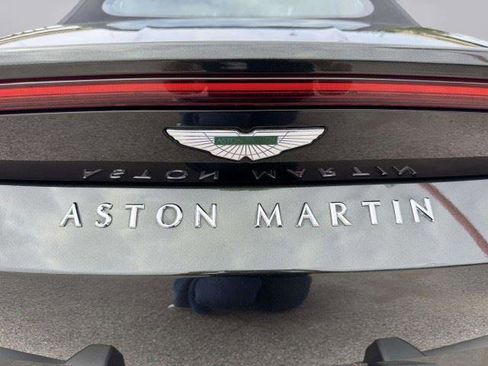 Used 2022 Aston Martin V8 Vantage Roadster RWD image 15