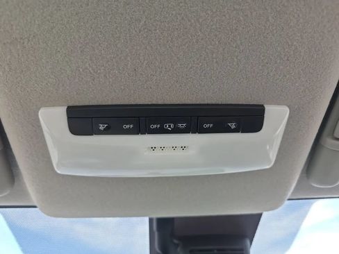 Used 2024 Nissan Versa S w/ S Plus Package FWD image 32