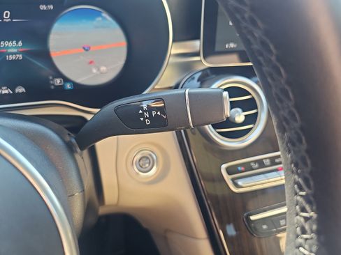 Used 2022 Mercedes-Benz GLC 300 image 21