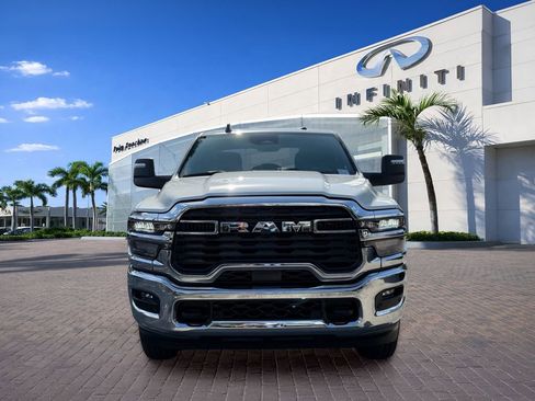 Used 2026 RAM 2500 Big Horn AWD/4WD image 2