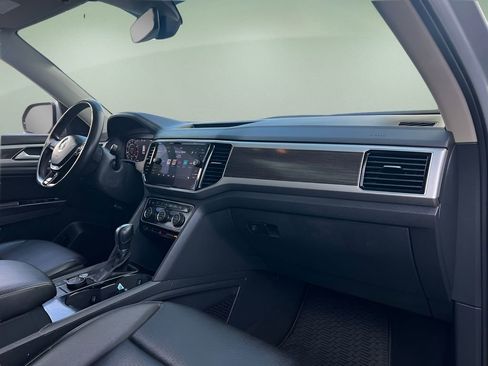 Used 2019 Volkswagen Atlas SEL R-Line image 24