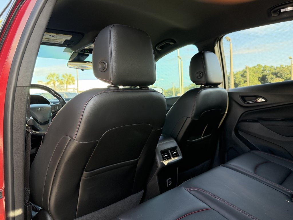Used 2022 Chevrolet Equinox RS w/ RS Leather Package FWD image 19