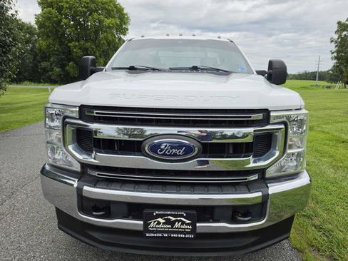 Used 2021 Ford F250 XL w/ STX Appearance Package AWD/4WD image 3