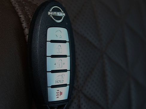 Used 2023 Nissan Murano Platinum w/ Cargo Package image 36