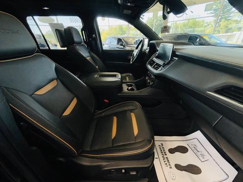 Used 2021 GMC Yukon XL AT4 w/ AT4 Premium Plus Package AWD/4WD image 43