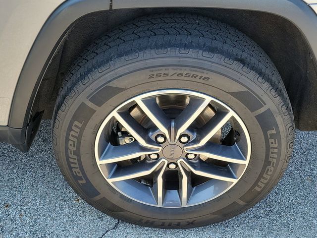 Used 2019 Jeep Grand Cherokee Limited AWD/4WD image 29