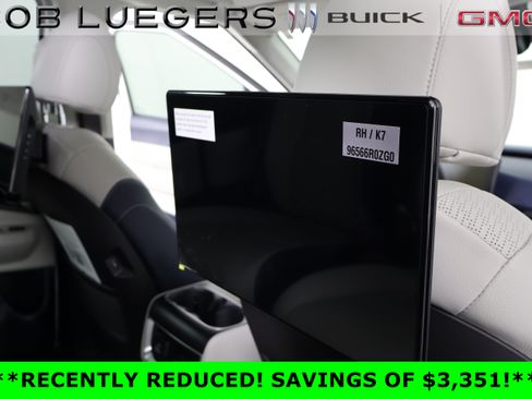 Used 2025 Kia Carnival SX Prestige FWD image 12