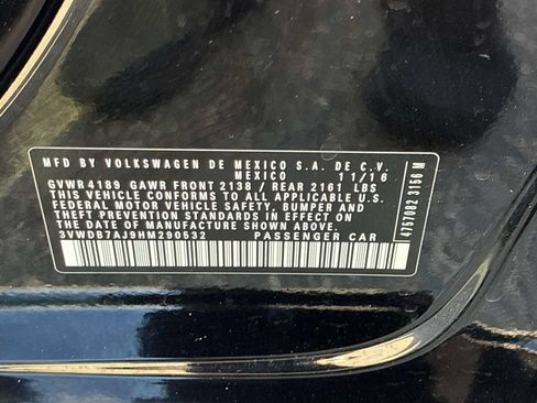 Used 2017 Volkswagen Jetta SE FWD image 23